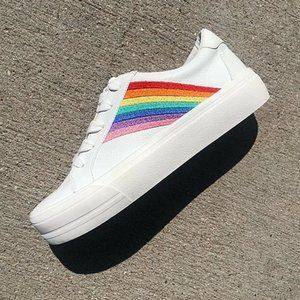 Day-Dreamin Rainbow Leather Lace-Up Sneakers